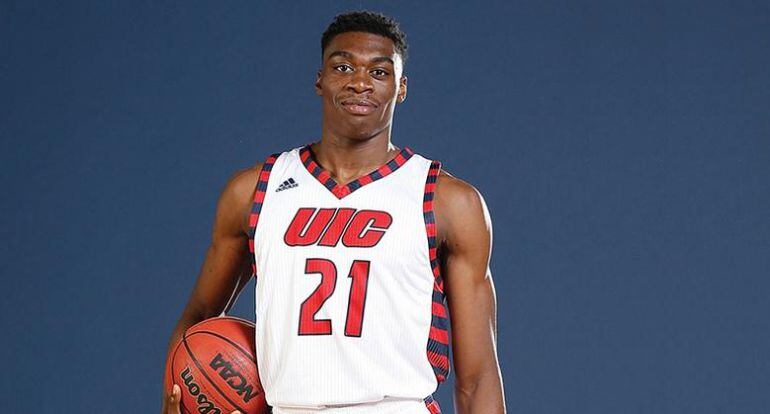 El jugador nigeriano llegará a la isla en los próximos días