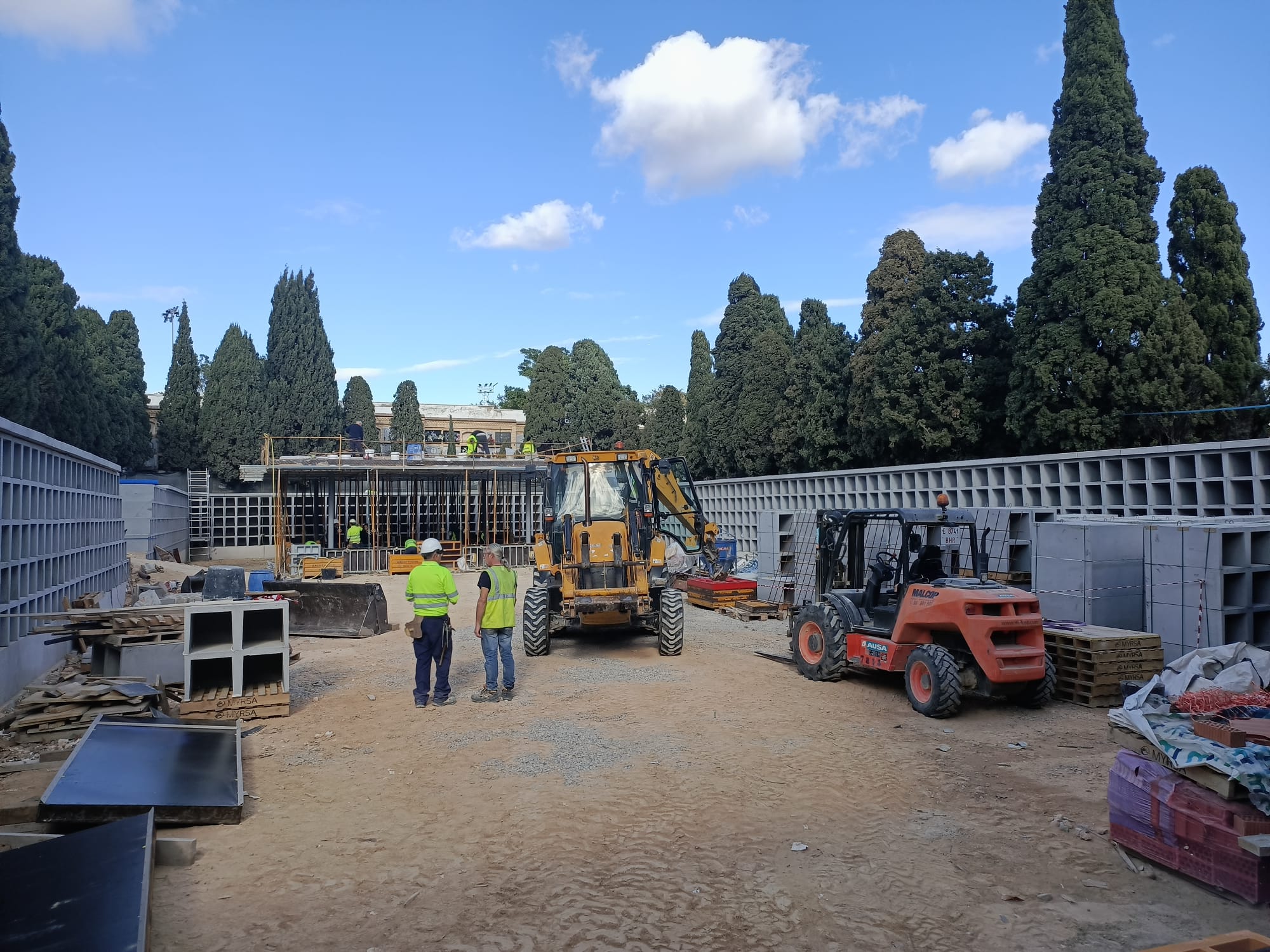 Estado actual de las obras para el memorial de los fusilados durante el Franquismo en el cementerio de Paterna