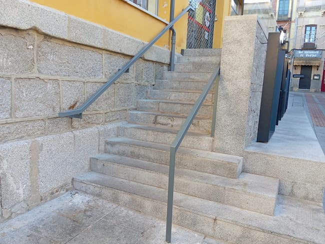 Escalera del Mercado de Abastos de Ávila