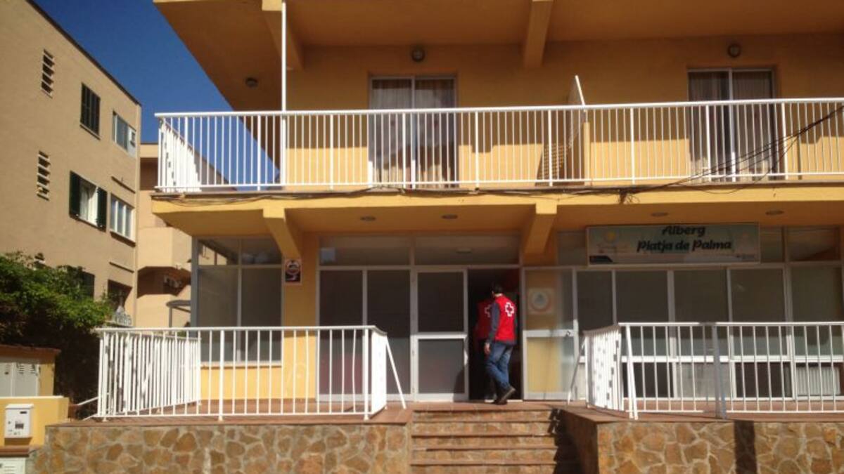 El Govern busca ubicación para acoger a "entre 15 y 30 inmigrantes" del Aquarius