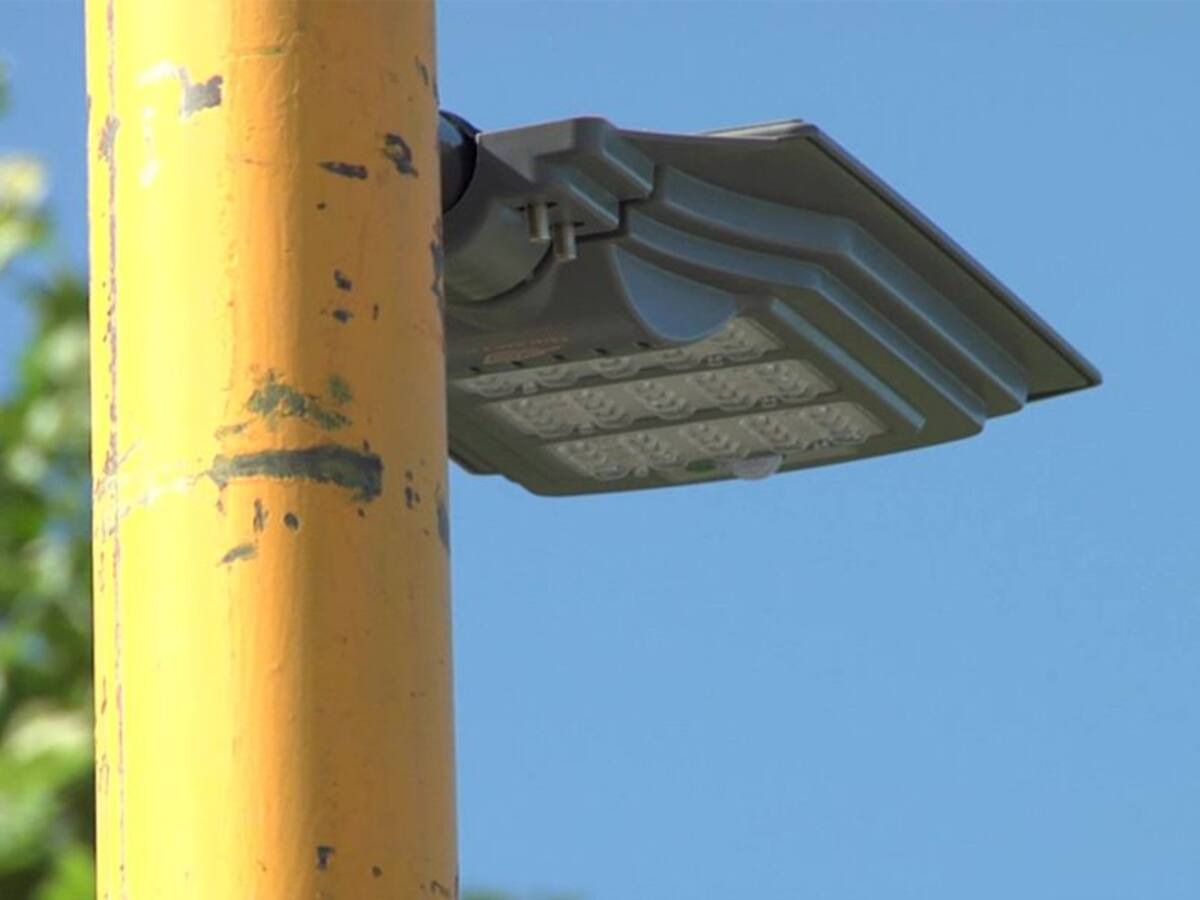 Cazorla apuesta por la iluminación de espacios públicos con farolas solares