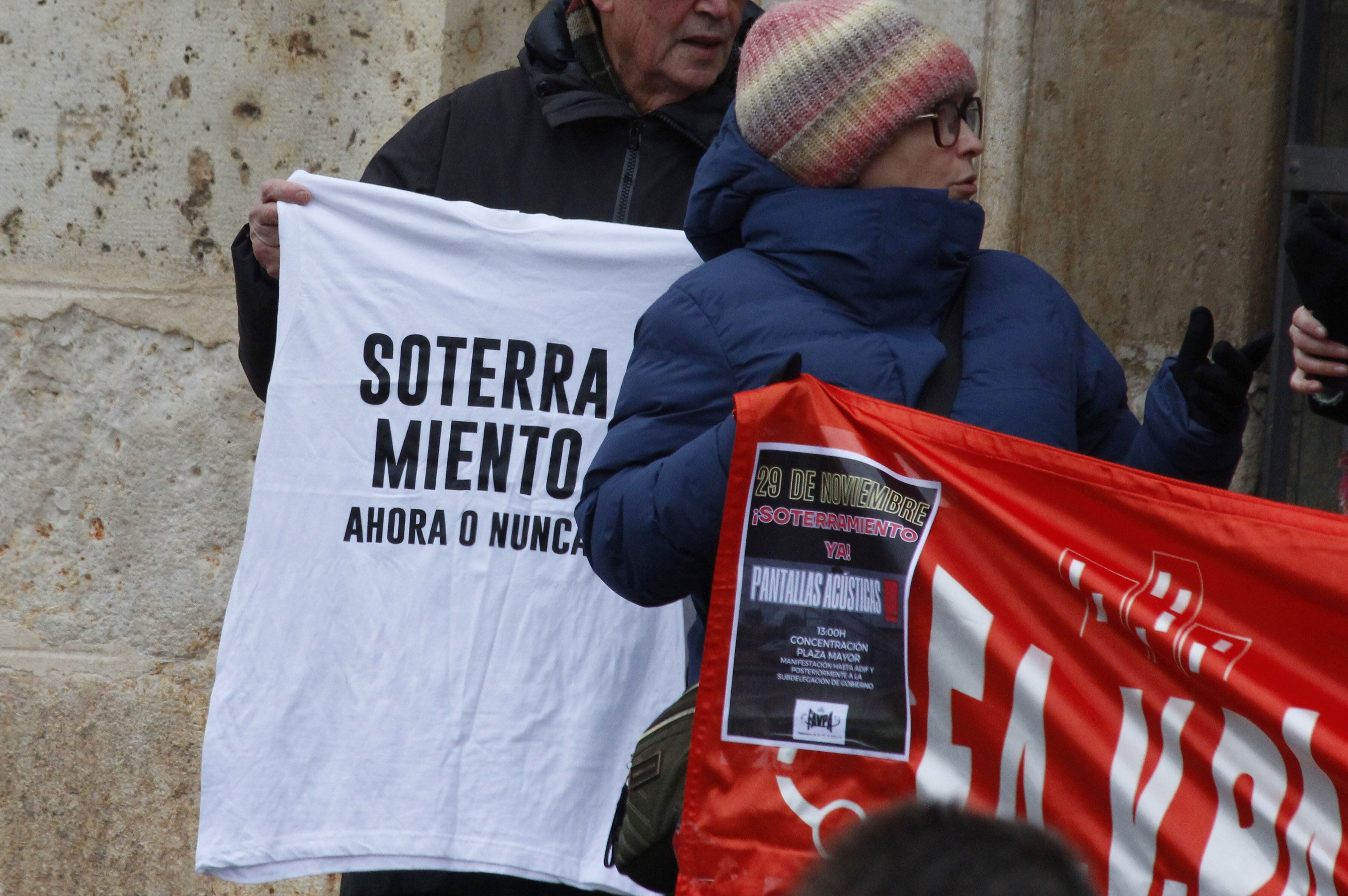 ¡Vamos Palencia! celebra la movilización contra ADIF pero critica la ausencia del soterramiento en el llamamiento de la alcaldesa