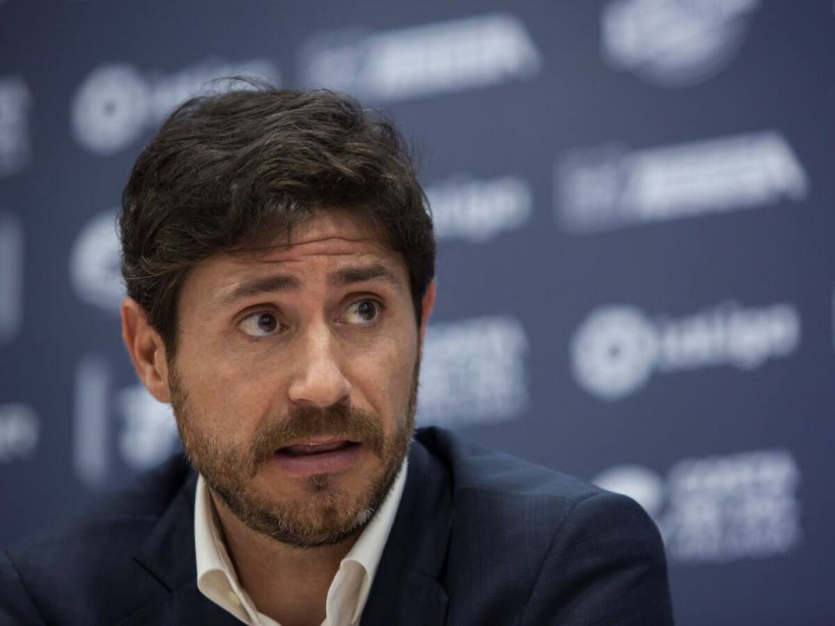 Sánchez del Amo explota ante la gestión de la dirección del Málaga: "Si estamos de vacaciones..."