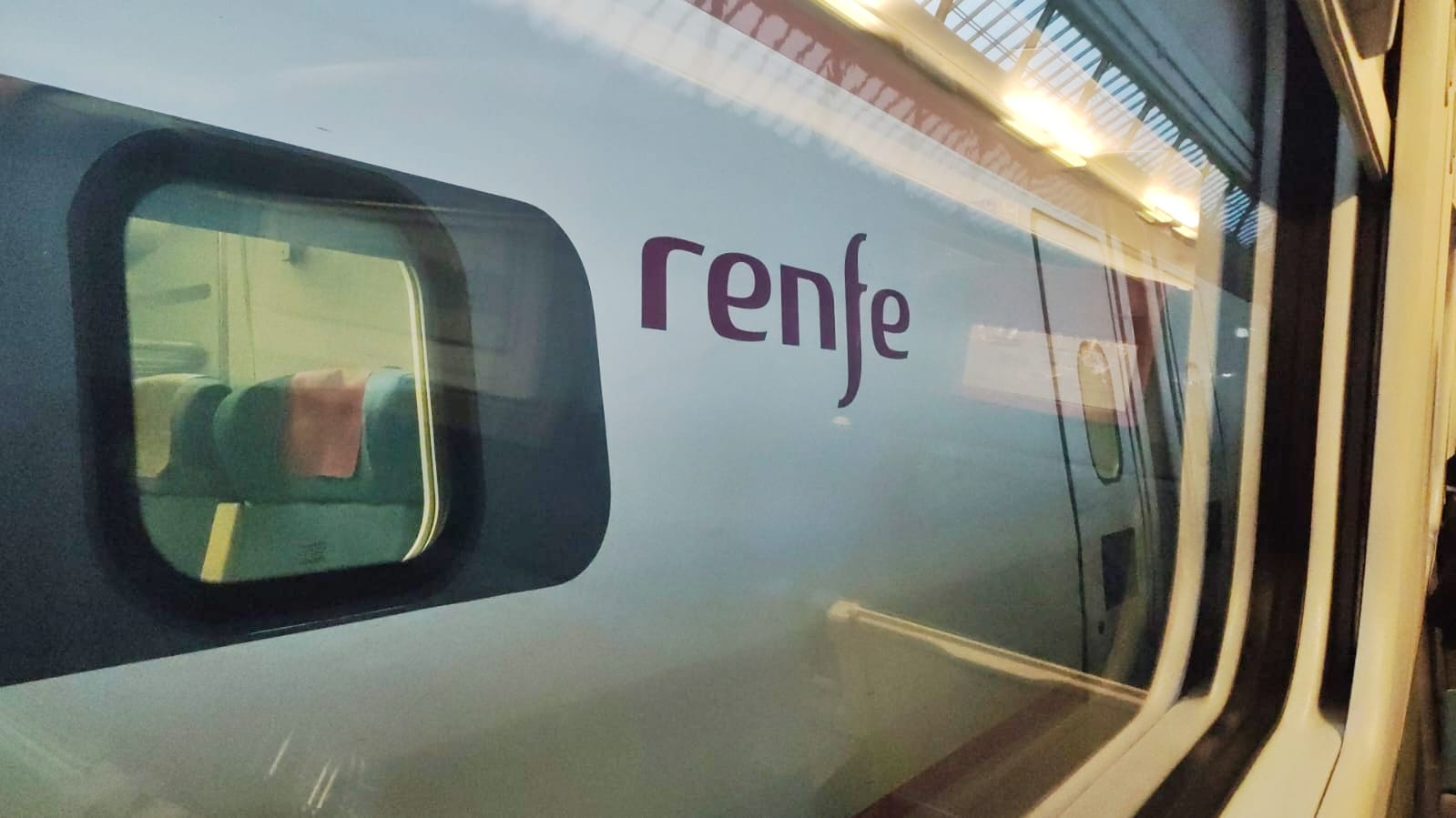 Tren de Renfe
