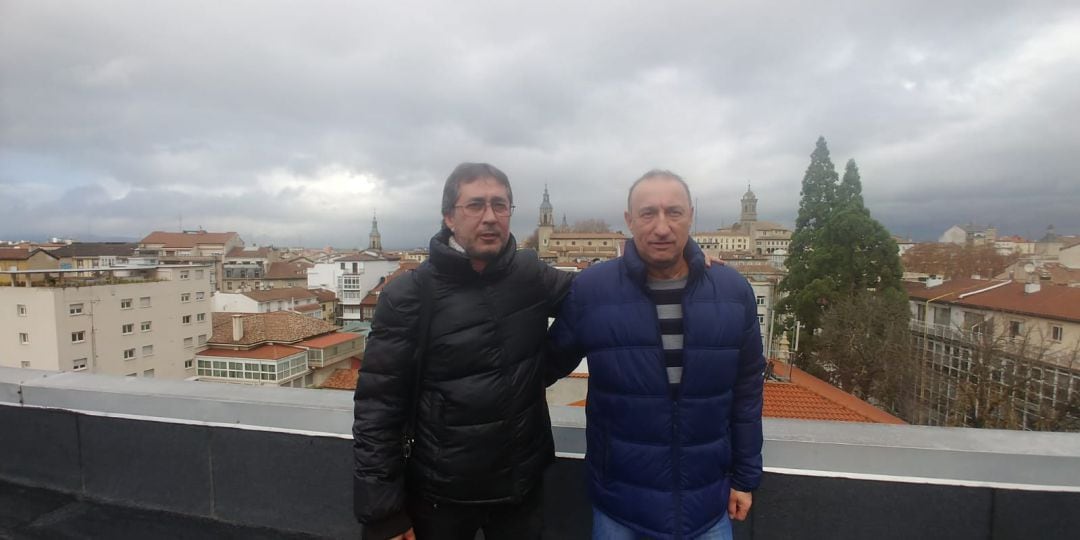 Juan Carlos Mateos y Miguel Ángel Ustios, presidente y miembro del Comité de trabajadores de limpieza.