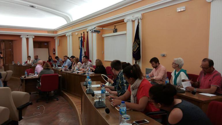 El pleno extraordinario rechazó la alegación presentada a los presupuestos