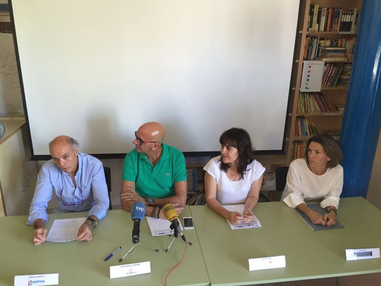 Representantes del sector educativo, durante la presentación de la Mesa por el Pacto en la Educación