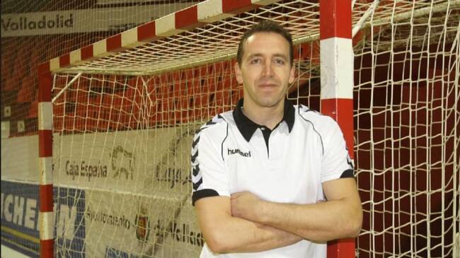Fernando Hernández, 120 veces internacional con la selección española de balonmano, nuevo entrenador de Pizzería La Nonna Balopal