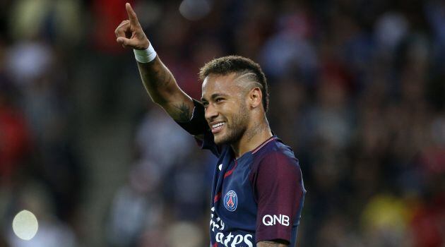 Neymar celebra un gol con el PSG