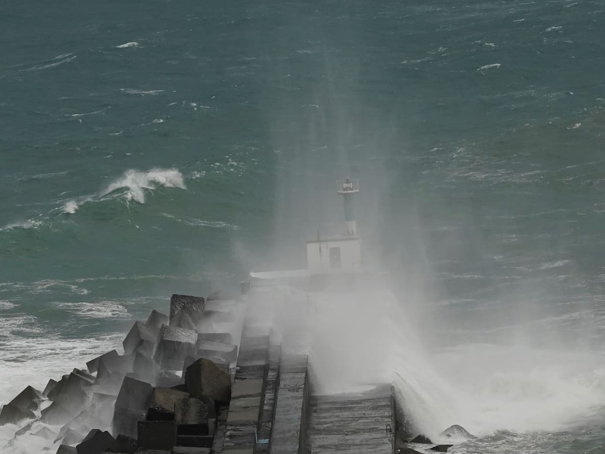 Última hora de la borrasca Joseph, en directo: sigue la actualidad del tiempo en España