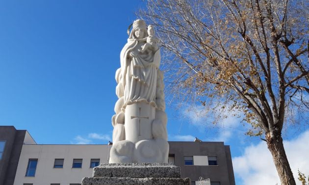 Imagen de la Virgen de la Pilarica, muy venerada en el barrio