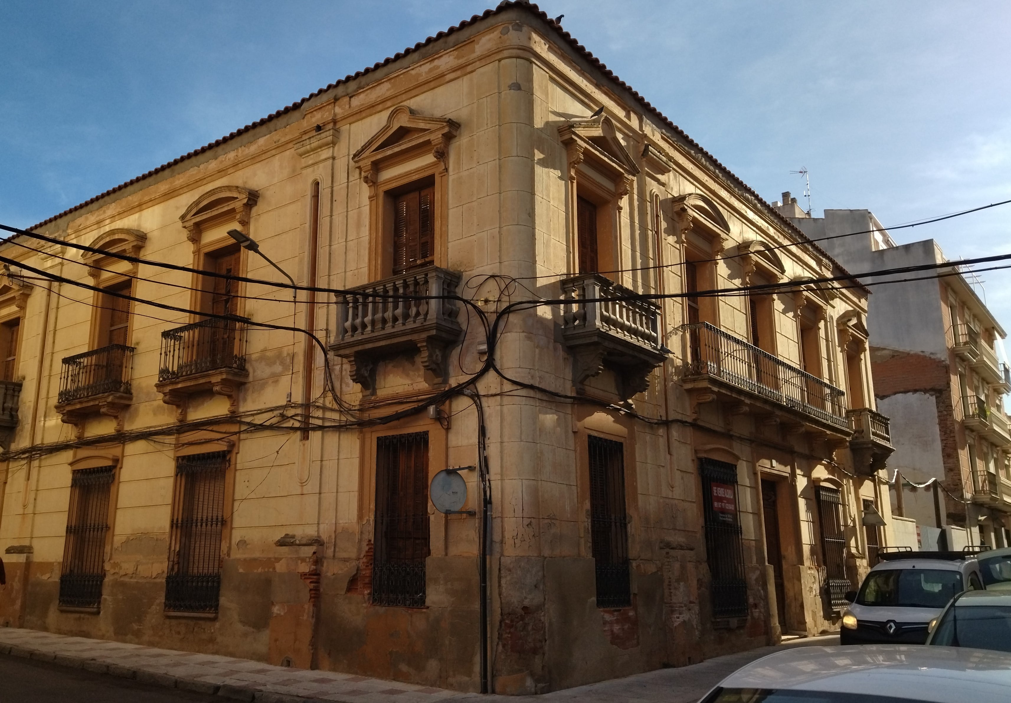 Edificio del antiguo Centro Farmacéutico