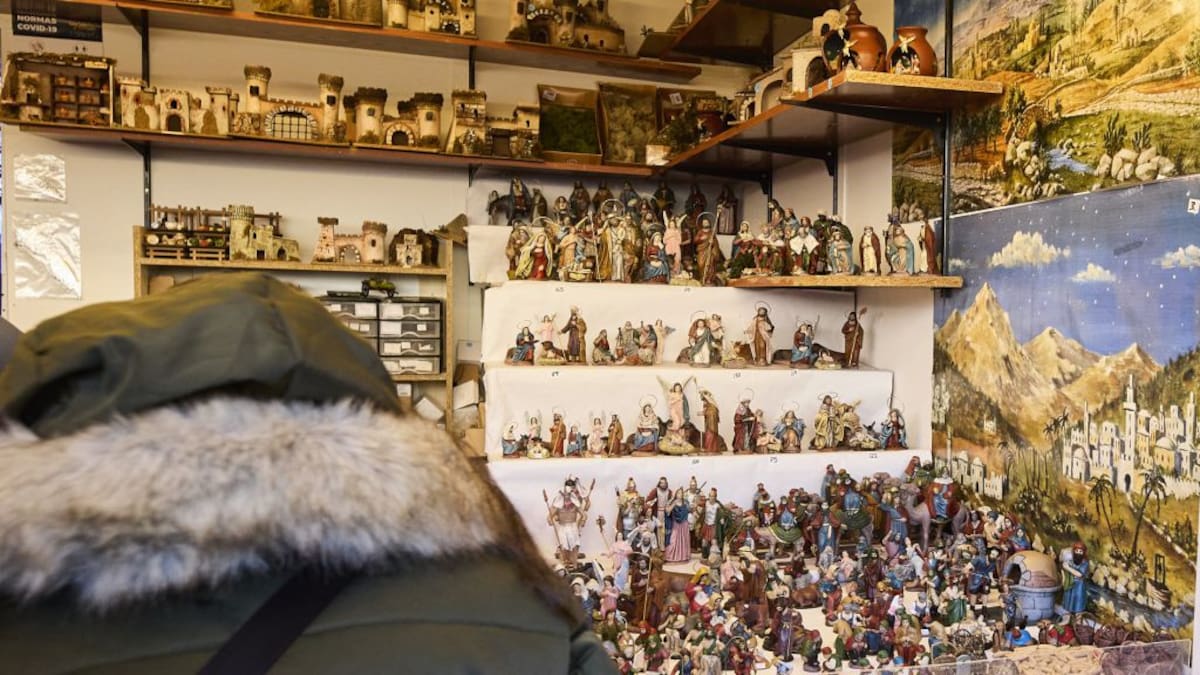 Mos inaugura su III mercado abierto "Queda en Mos" y prepara el encendido oficial de la Navidad