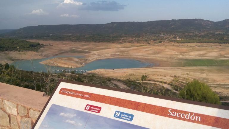 Estado actual del embalse de Entrepeñas.