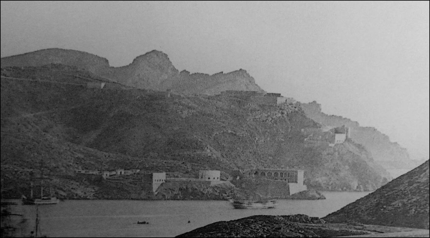 BATERIAS DE SANTA ANA, SAN ISIDORO Y SANTA FLORENTINA EN 1872 ANTES DE SU ULTIMA REFORMA