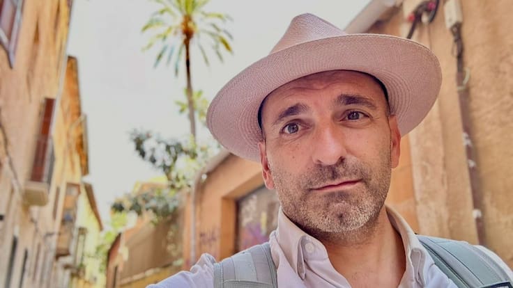 Entrevista al periodista y escritor, Jaume Oliver