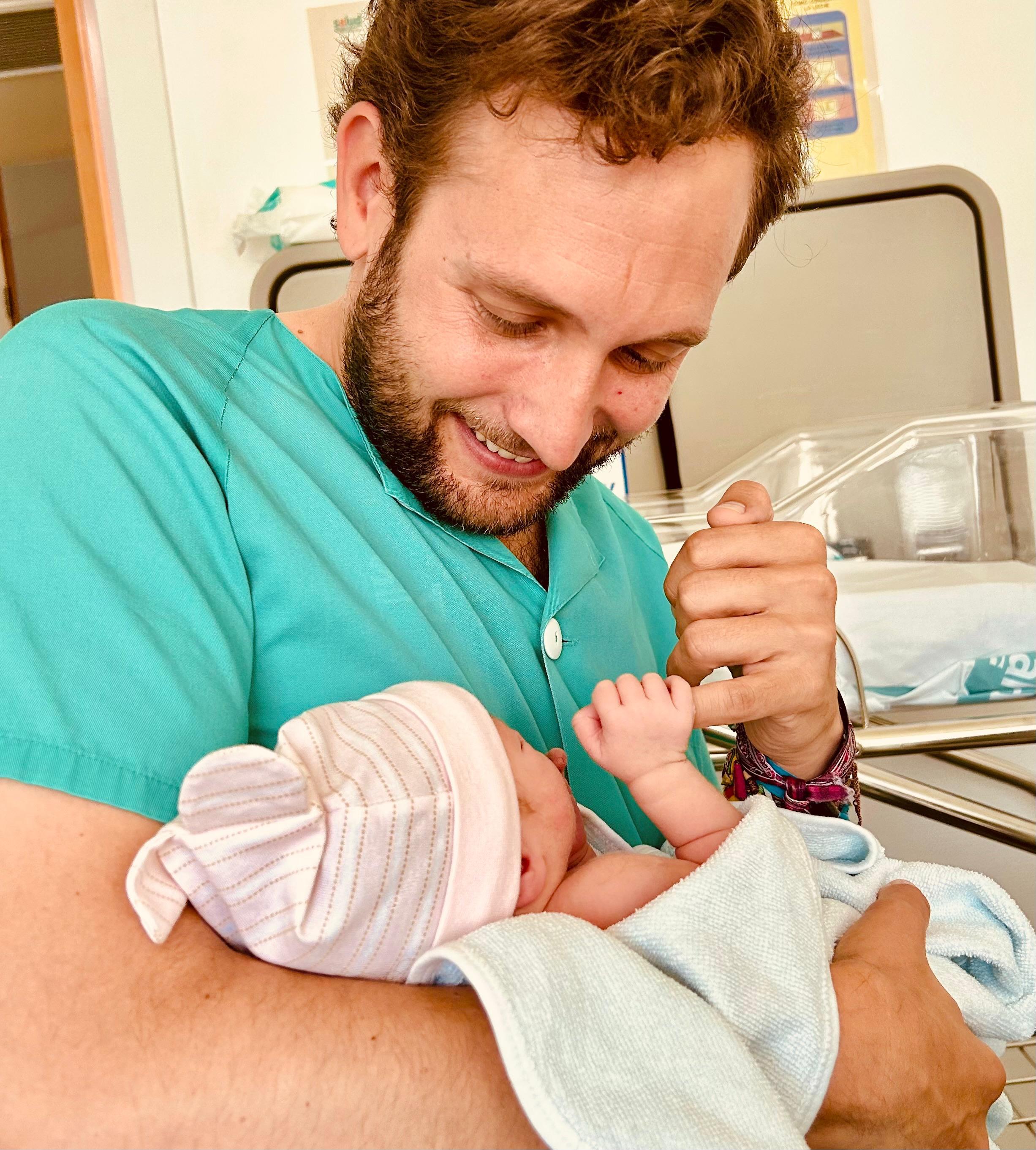 Claver con su hija Julia