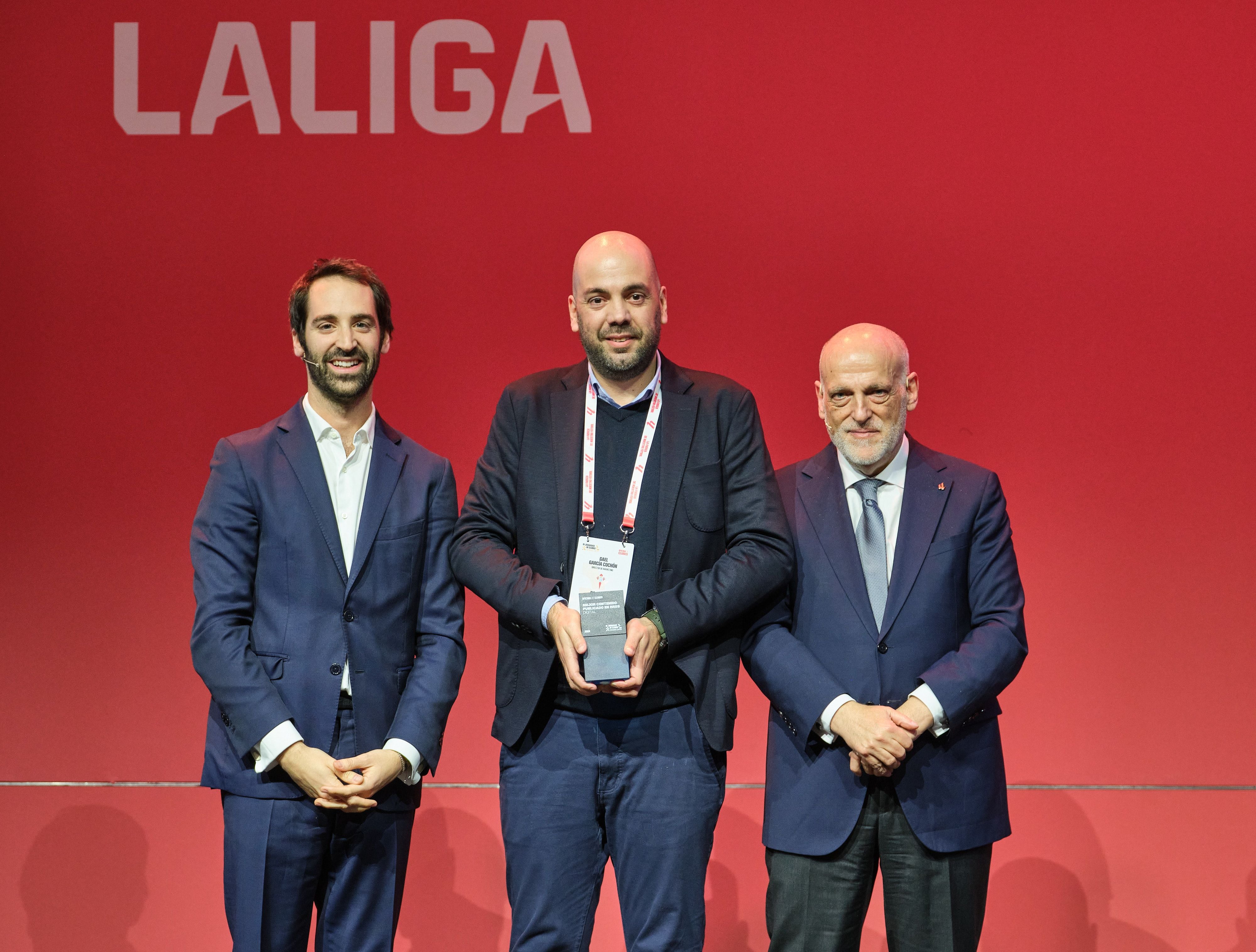 El Celta premiado por Laliga, Gael García recibe el reconocimiento