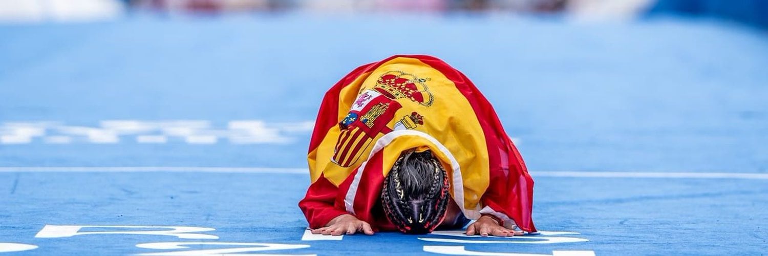 Marta Francés celebrando uno de sus éxitos