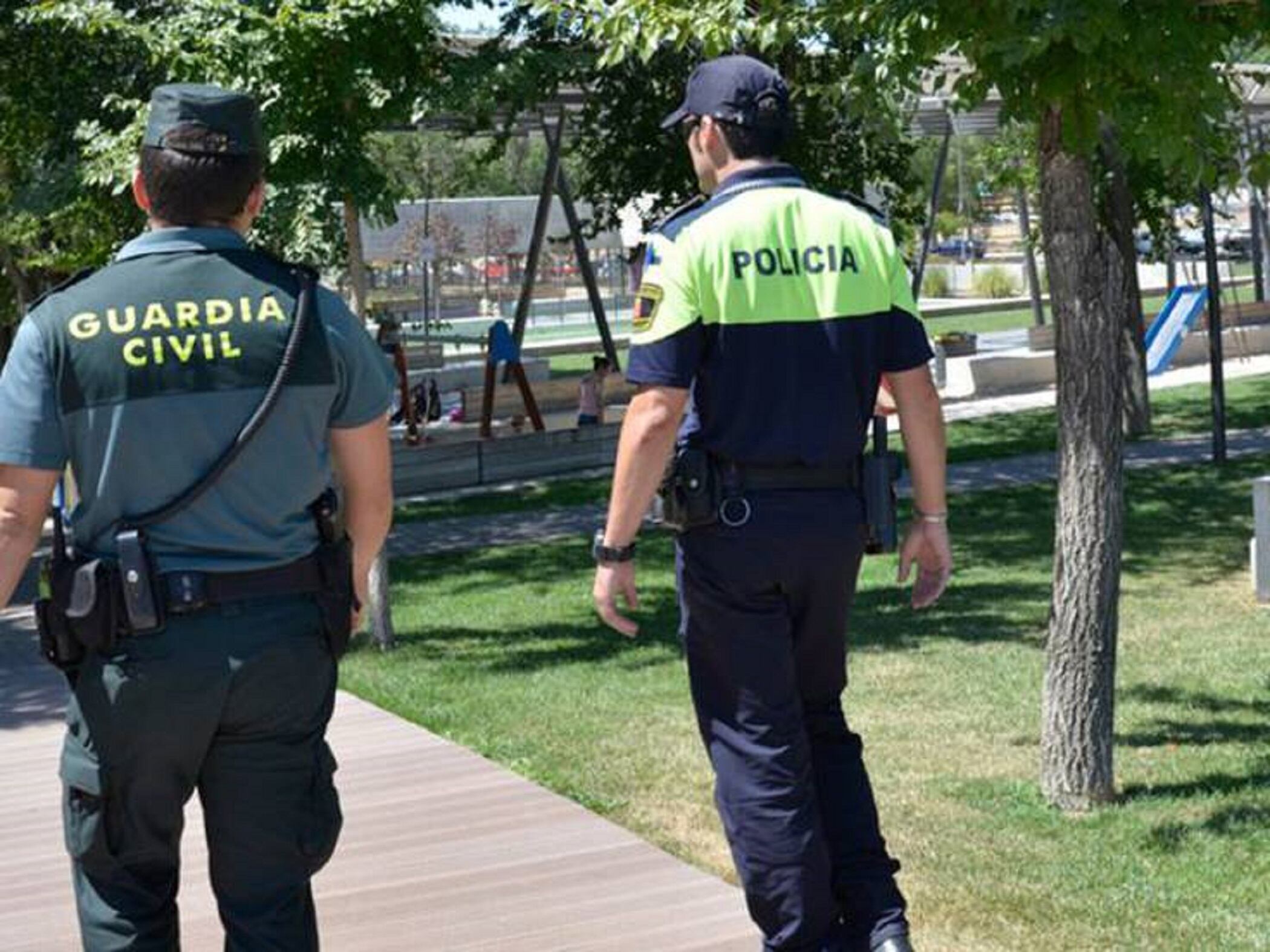 Policía municipal y Guardia Civil de Valdemoro actuaron en la pelea entre dos jóvenes durante una fiesta ilegal en la madrugada del domingo.