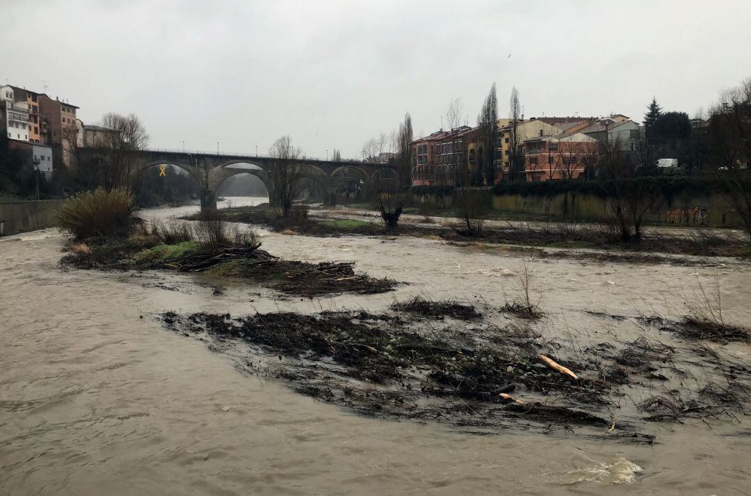 Gran cabal del riu Ter al seu pas per Roda de Ter