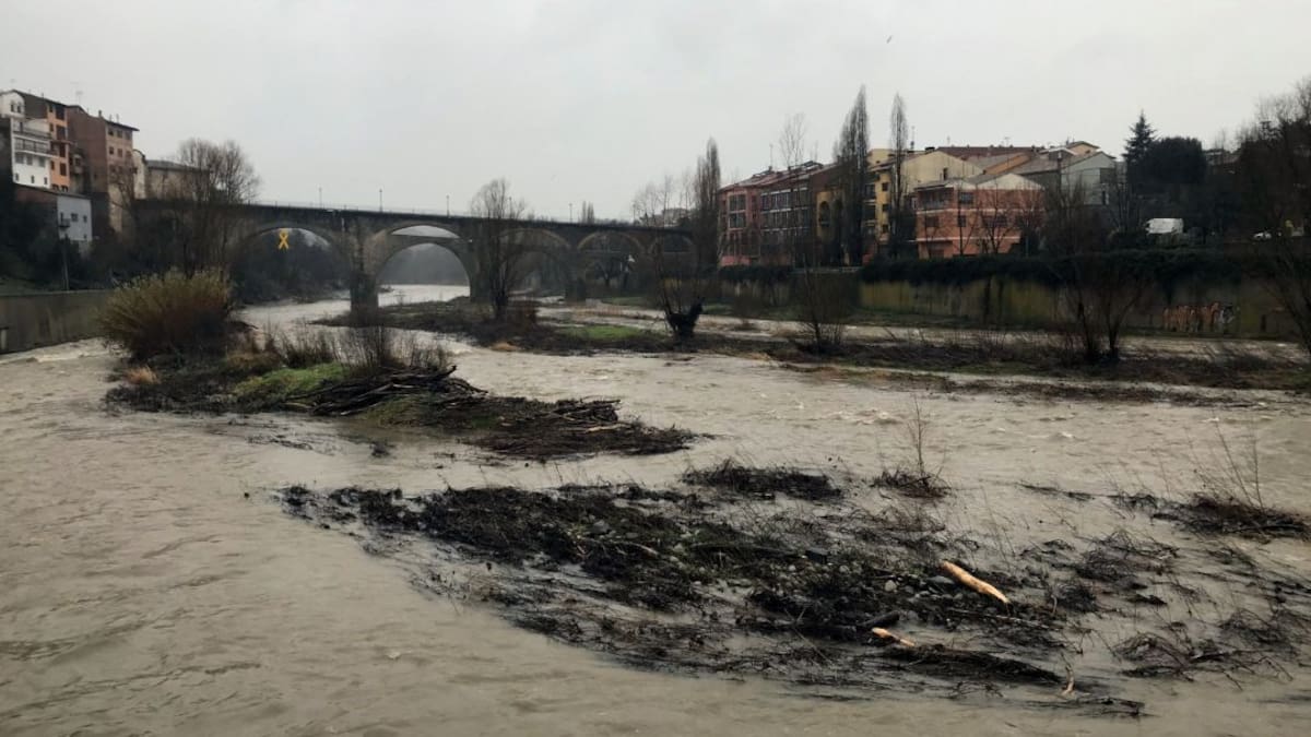 El Ter es desborda a Girona i Bescanó i hi ha cinc rius o rieres més en nivell de perill