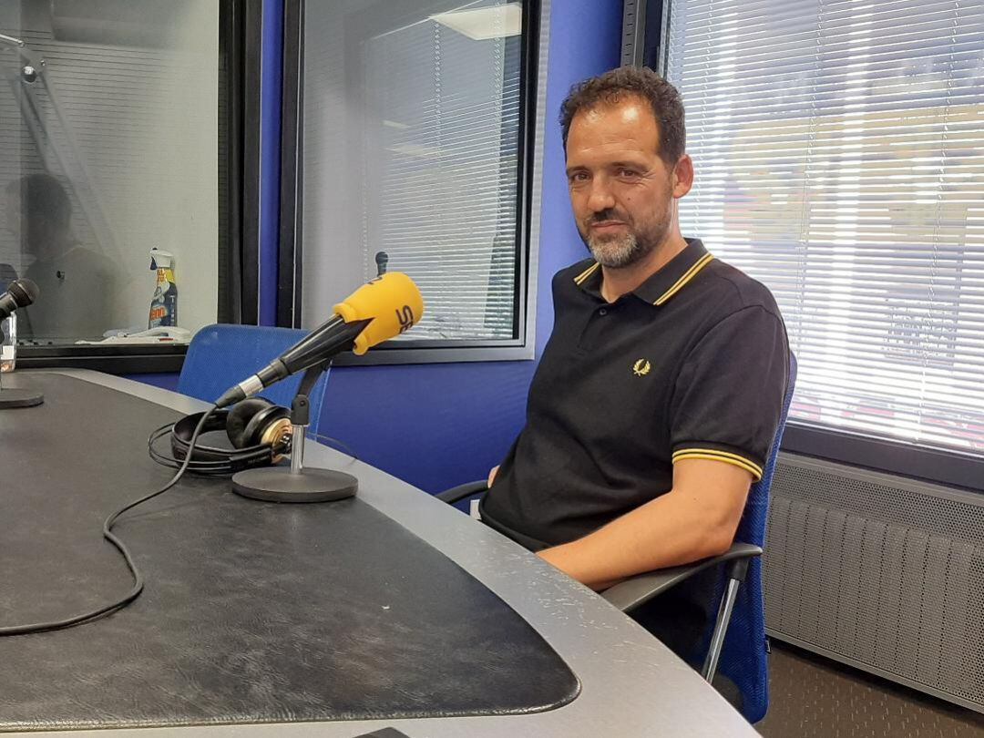 Ramón González, este lunes en los estudios de Radio León