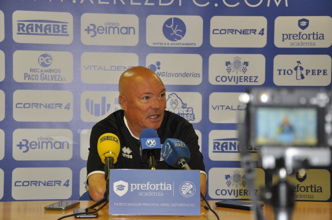 Andrés García Tébar, entrenador del Xerez DFC