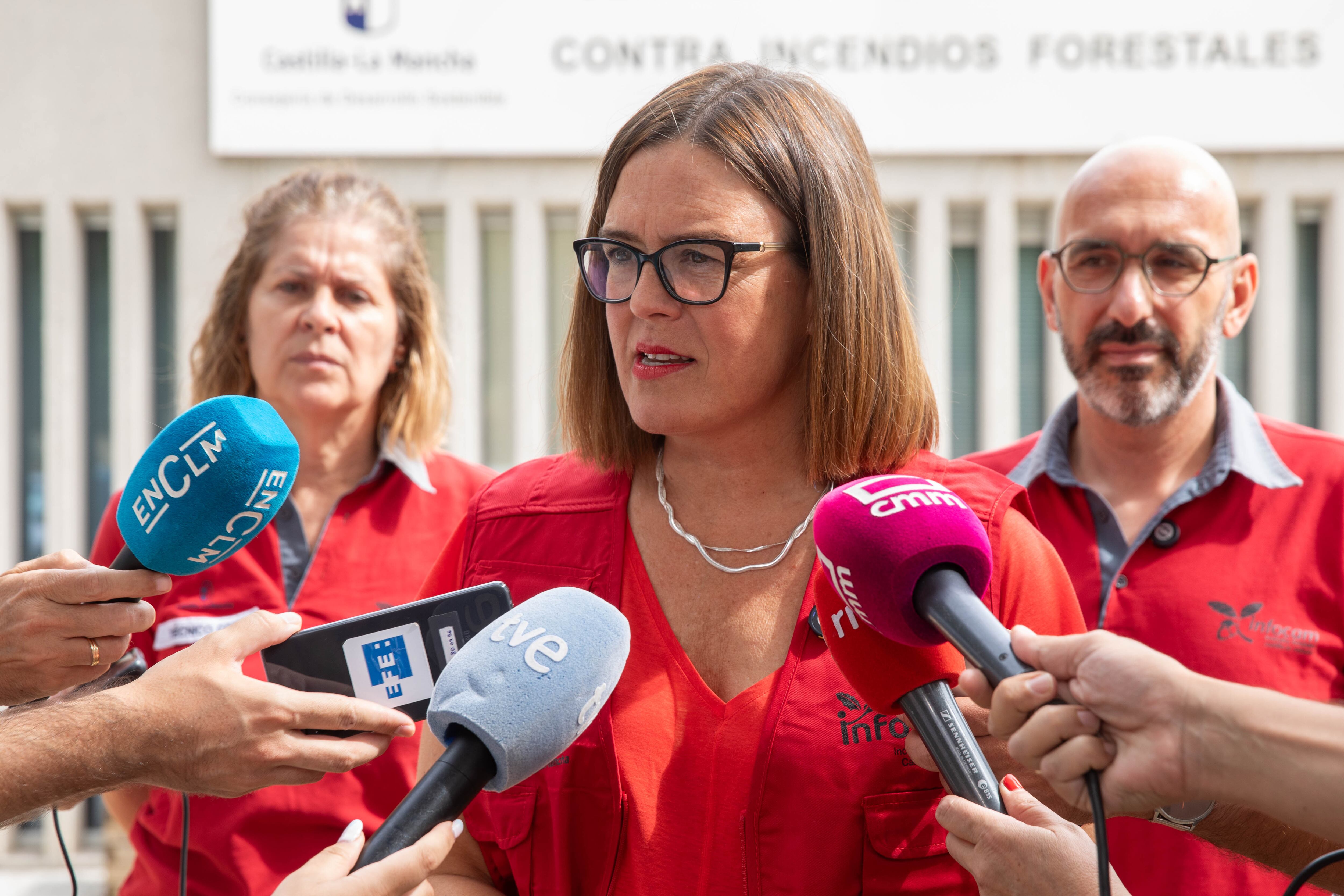 La consejera Portavoz, Esther Padilla, durante una visita el Centro Operativo Regional de Lucha Contra Incendios Forestales