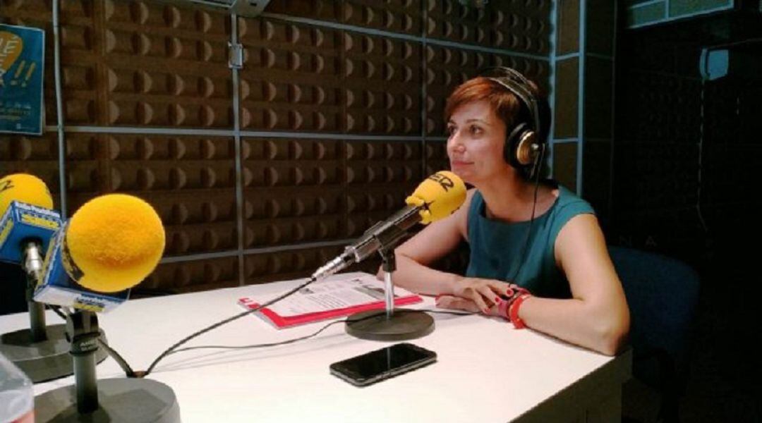 Isabel Rodríguez, en los estudios de SER Puertollano