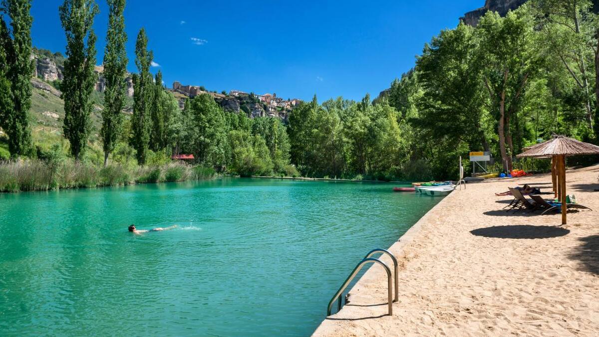 Las zonas de baño en Castilla-La Mancha para este verano: estos son los 38 paraísos naturales para no pasar calor