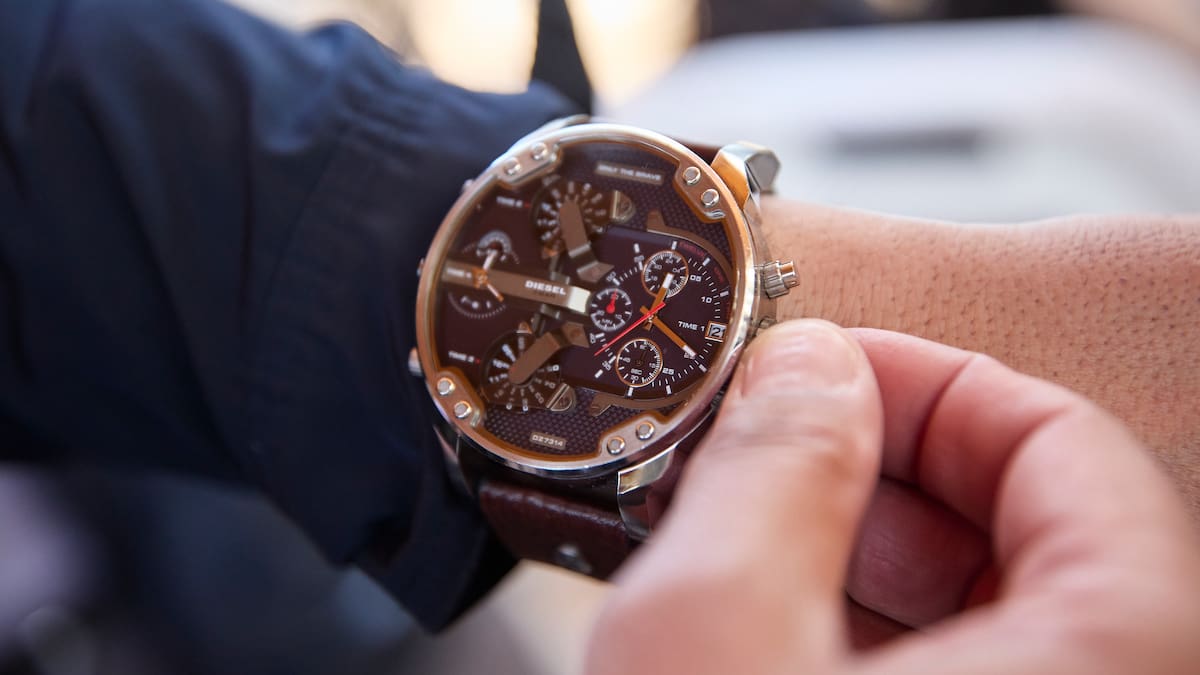 ¿Puede acabarse "Una hora menos en Canarias"? El debate sobre el horario vuelve a la primera plana