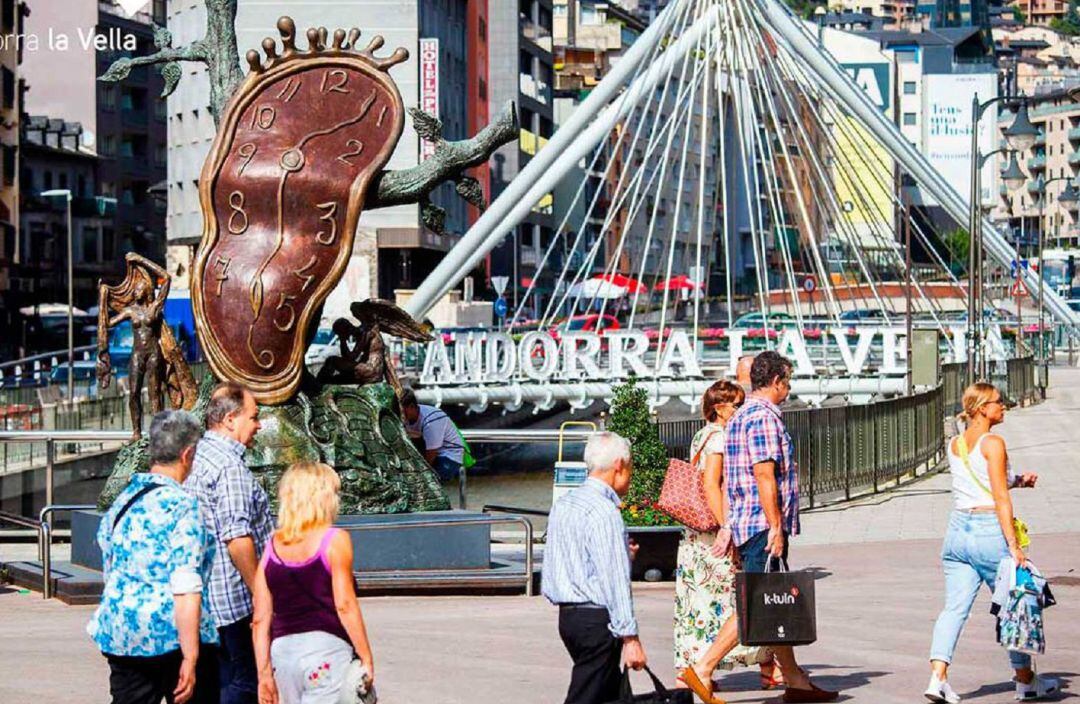 Turistes a Andorra la Vella.