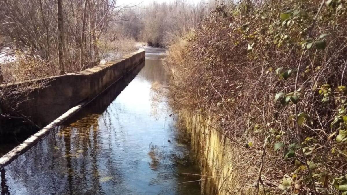 Los regantes de la Valduerna reclaman a la CHD la ejecución de balsas de regulación en el Duerna