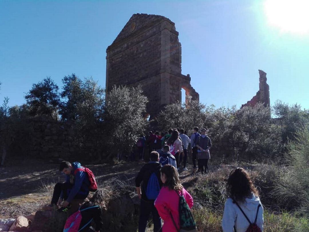 Actividad del proyecto ABP La Jaula del IES Reyes de España.