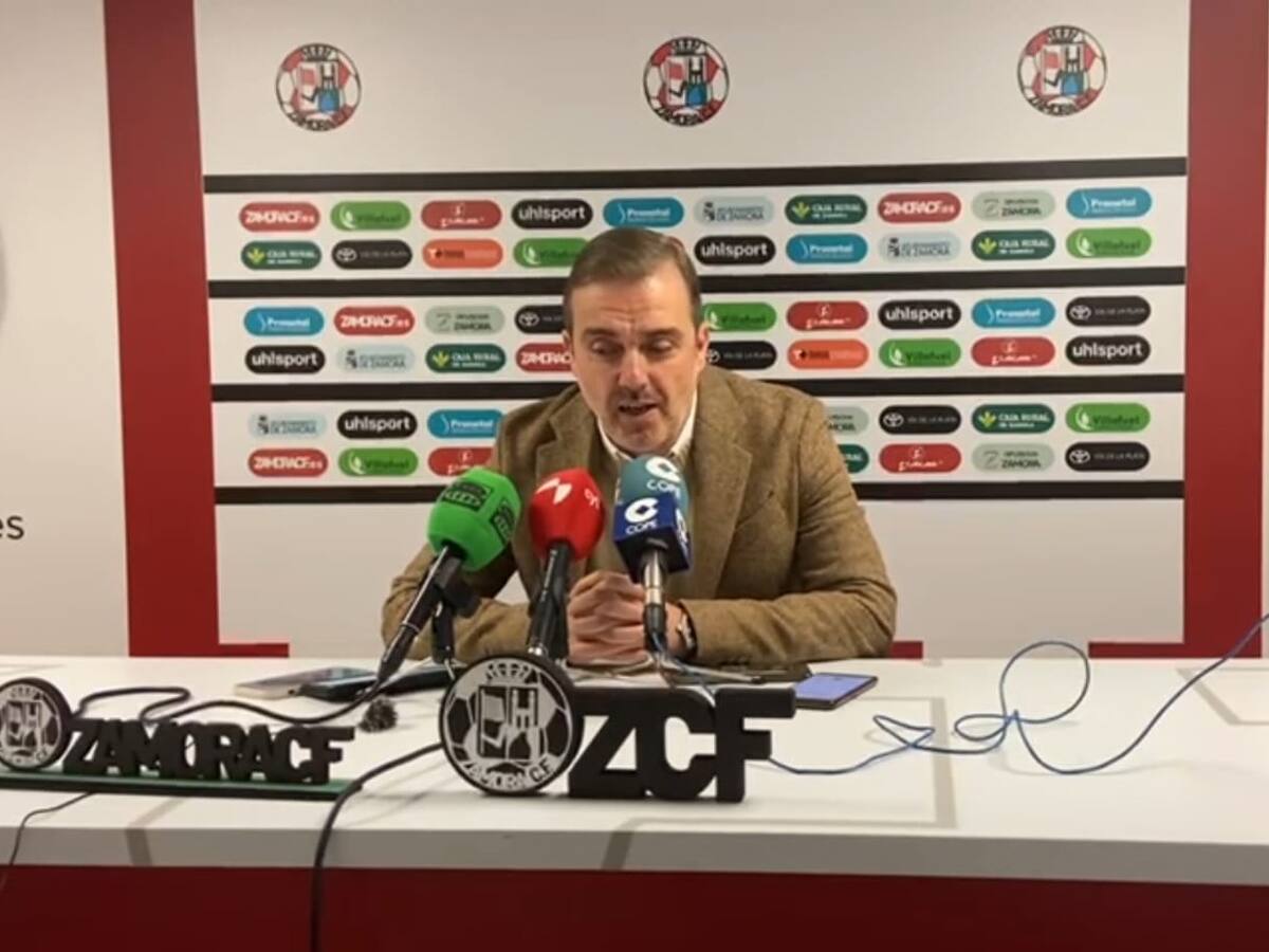 Villafañe defiende que ninguna de las dos salidas del Zamora es por motivos económicos