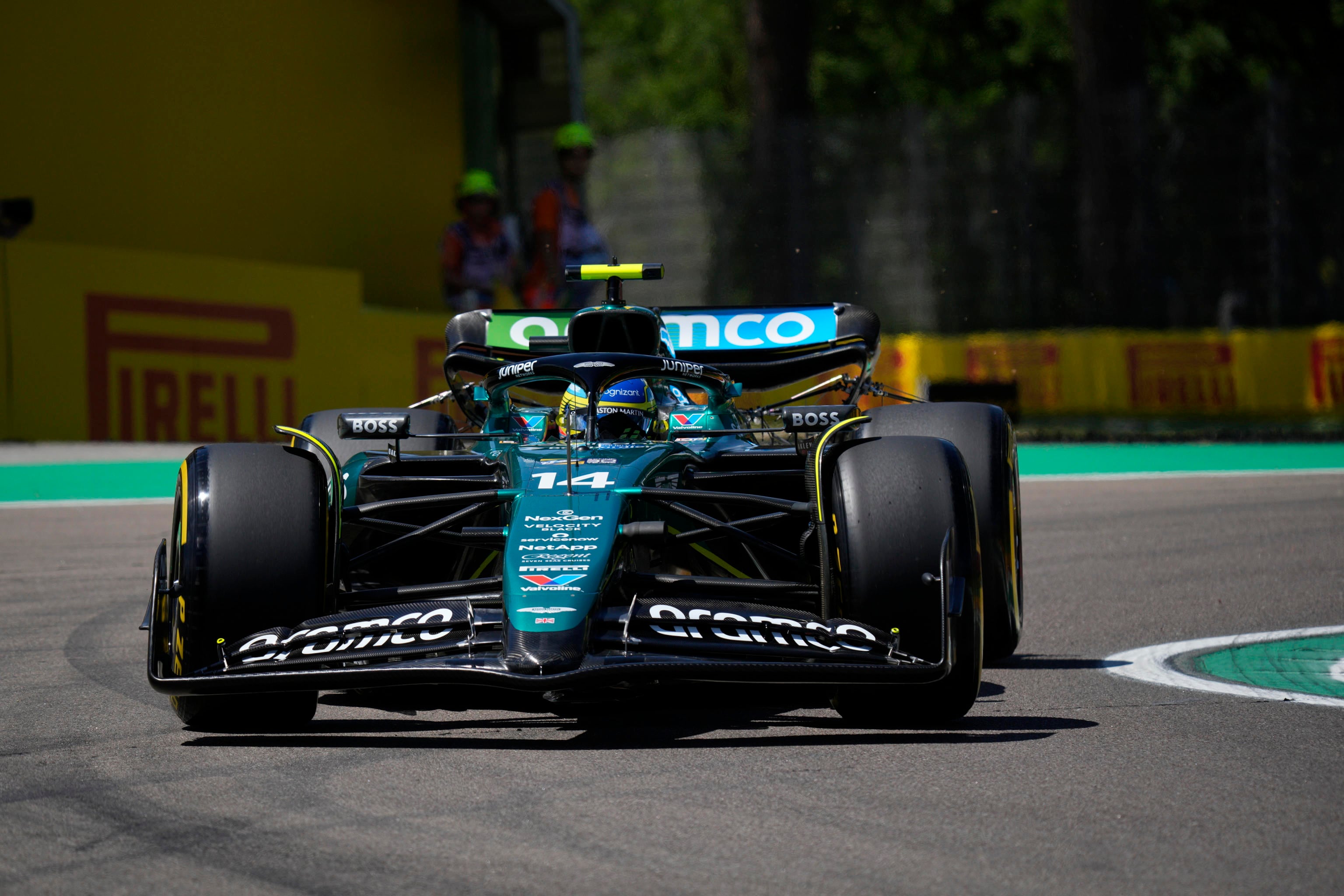 Fernando Alonso, en los entrenamientos del GP de Emilia-Romangna