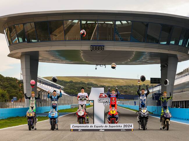 Campeonato de España de Superbike celebrado en el Circuito de Jerez