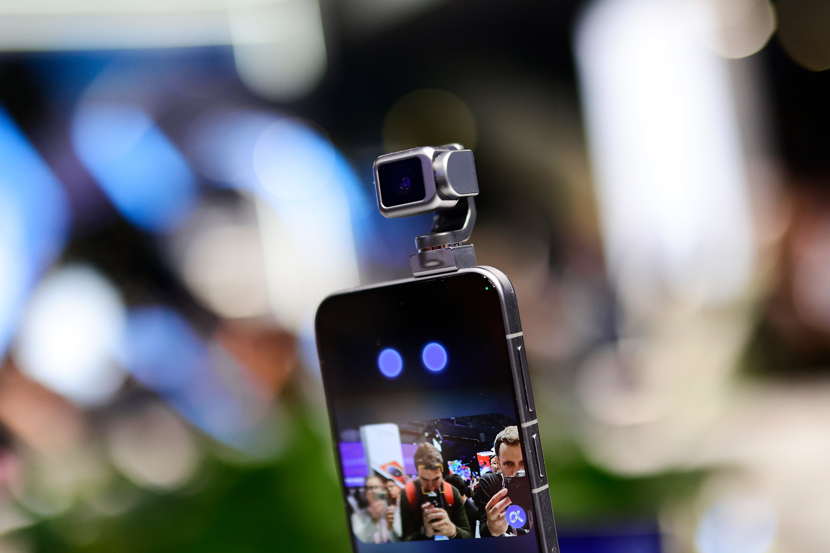 Así es el Honor Robot Phone.