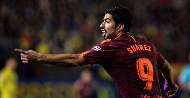 Luis Suárez celebra su gol ante el Villarreal