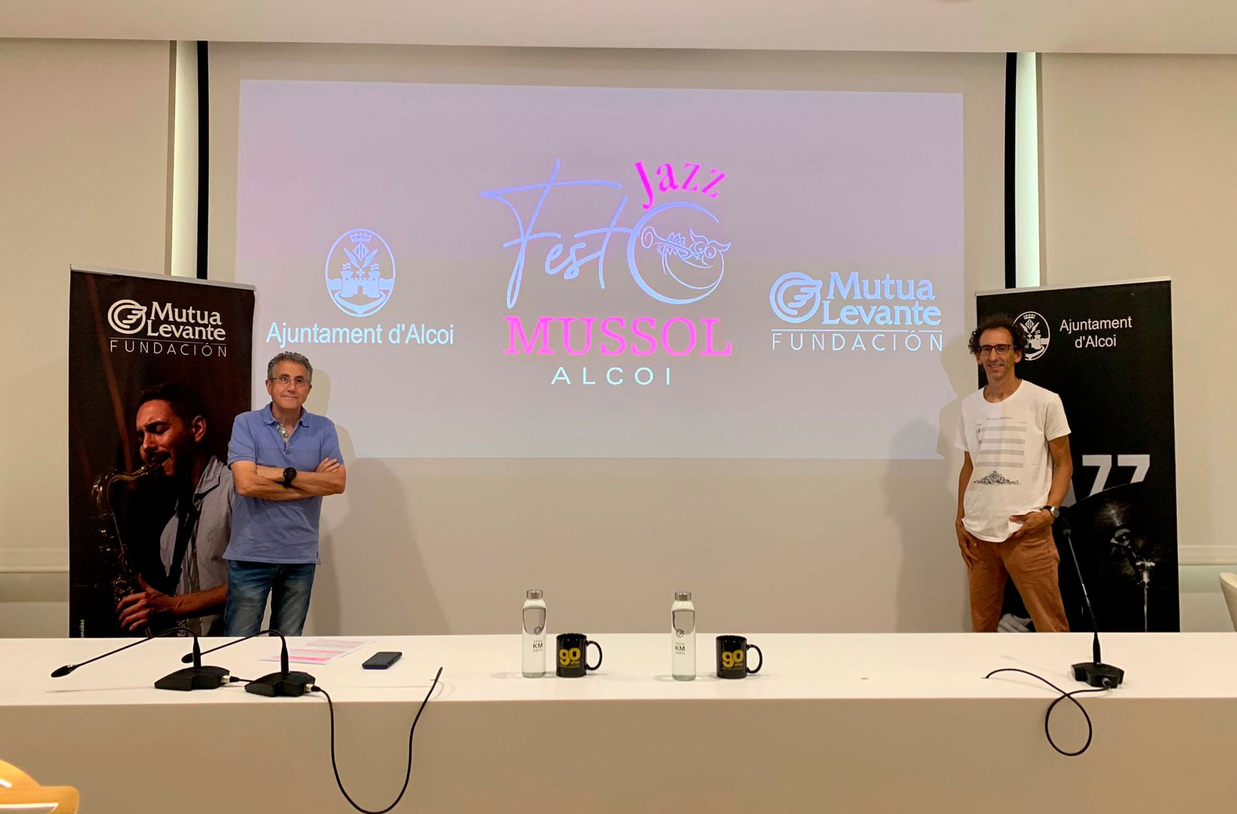 Pep Jordá i Jacobo Blanes, durant la presentació de la tercera edició del Fest Jazz Mussol Alcoi