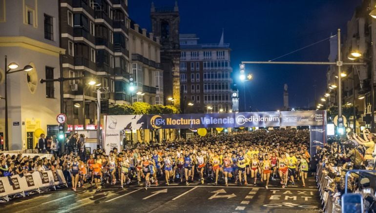 Imagen de archivo de una de las ediciones de la 15K nocturna en València