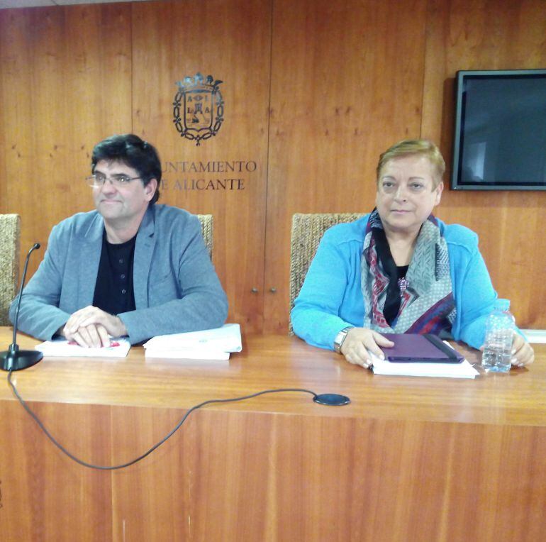 Miguel Ángel Pavón junto a Sofía Morales