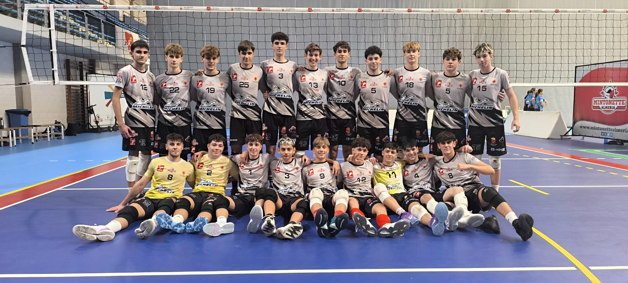 La cantera del Mintonette sigue cosechando triunfos.