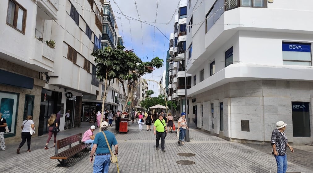 Calle León y Castillo de Arrecife, capital de Lanzarote.