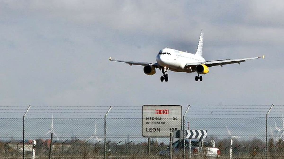 Ryanair dejará de operar en el aeropuerto de Valladolid en el verano de 2025 por tasas "excesivas"