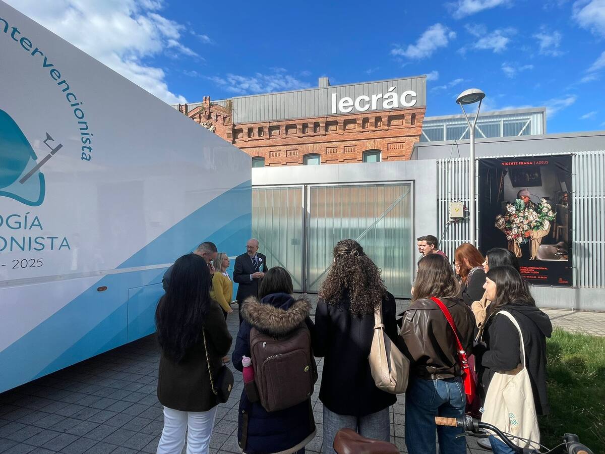 SEPAR enseña en Palencia cómo se realiza una pionera intervención endoscópica a través de tecnología 3D