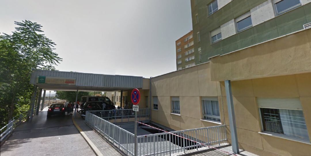 Acceso a Urgencias del Hospital Neurotraumatológico de Jaén.