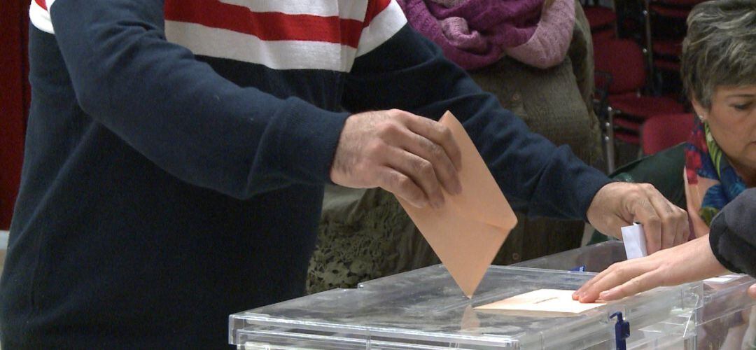 Javier Perales será el nuevo secretario general del PSOE en Linares.