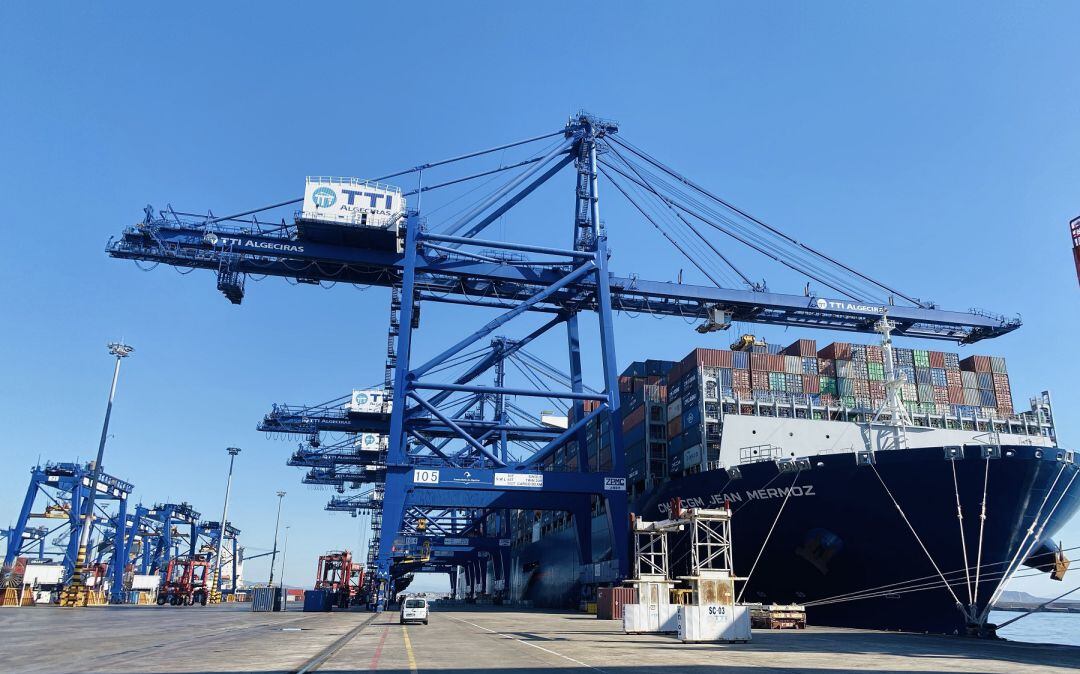 CMA Jean Mermoz en TTI Algeciras.